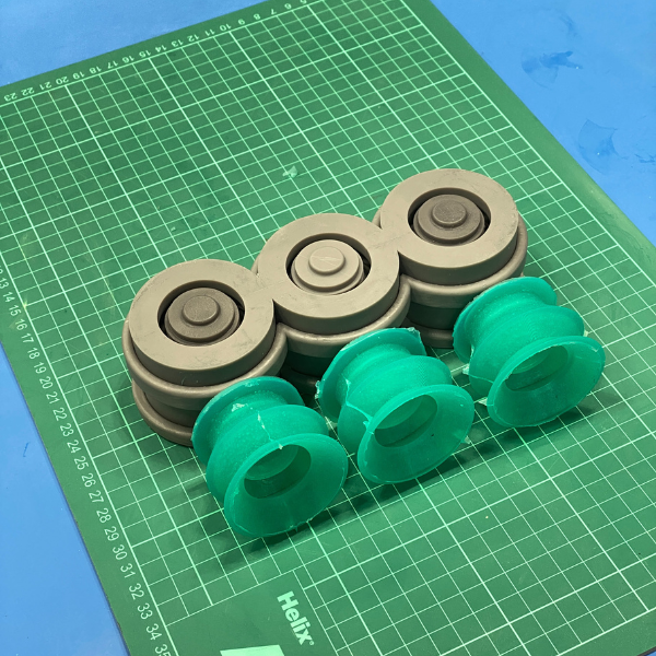 3D printed mould tool with silicone suction cups